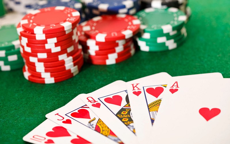 Phương pháp chơi poker mang lại may mắn 